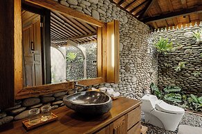 Hidden Saren Villa Ubud