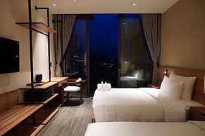 La Yen Retreat