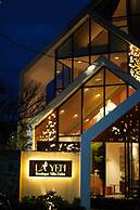 La Yen Retreat