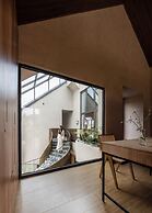 La Yen Retreat