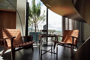 La Yen Retreat