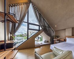 La Yen Retreat