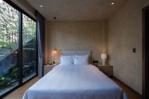 La Yen Retreat