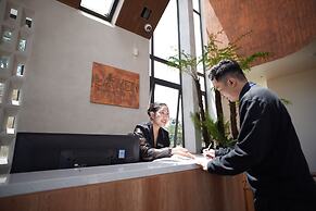 La Yen Retreat