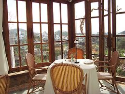 La Yen Retreat