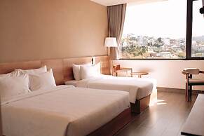La Yen Retreat