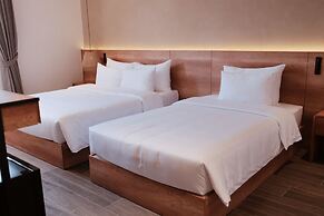 La Yen Retreat