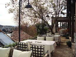 La Yen Retreat