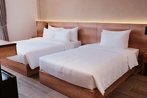 La Yen Retreat