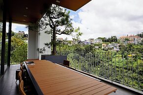 La Yen Retreat