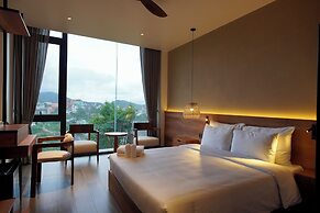 La Yen Retreat