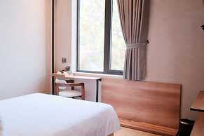 La Yen Retreat