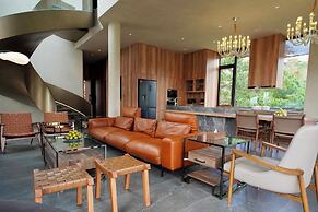 La Yen Retreat