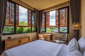 La Yen Retreat