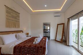 Alinko Villa - 2BR Villa in Seminyak