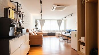 CoZzzee Hostel