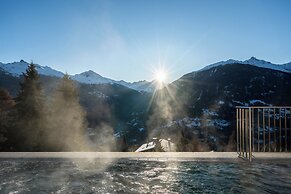 Dent Blanche Resort - TemptingPlaces Collection