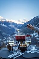 Dent Blanche Resort - TemptingPlaces Collection