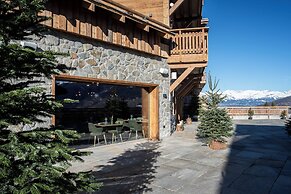 Dent Blanche Resort - TemptingPlaces Collection