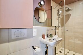 Charming Studio Center of Paris