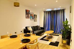 1 Bed Apartment- Sleeps 2, Parking, Pets Allowed