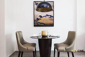 Majestine Stylish Studio with Canal View