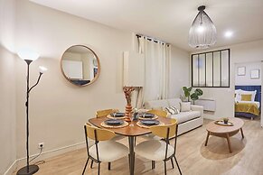 Apartment Exposition Center
