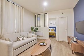 Apartment Exposition Center