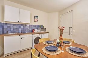 Apartment Exposition Center