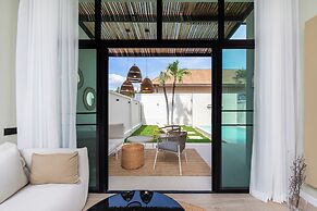 Onyx Villas by TropicLook