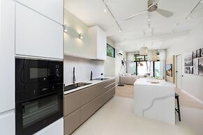 Onyx Villas by TropicLook