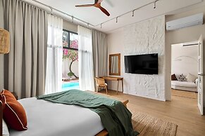 Onyx Villas by TropicLook