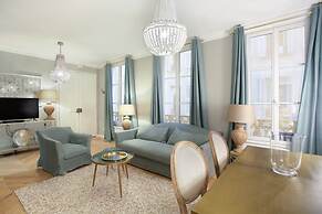 Sublime Apartment Center of Paris Opera Madeleine