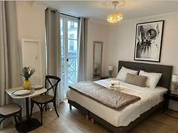 Lovely Studio With AC - Center of Paris