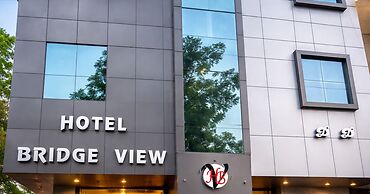 Hotel Bridge View