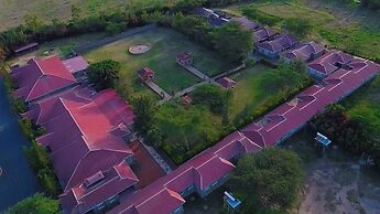 Loita Plains Hotel