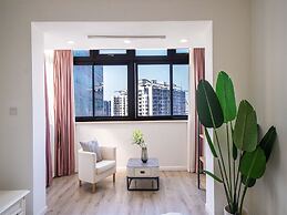 Book and Bed-Lujiabang