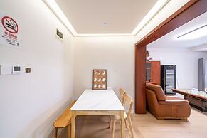 Book and Bed-Lujiabang