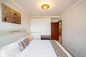 Book and Bed-Lujiabang