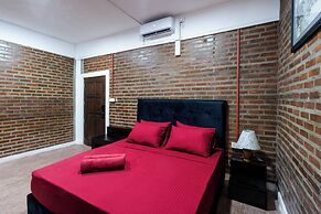 Trillium Boutique Express Hotel