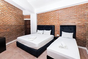Trillium Boutique Express Hotel