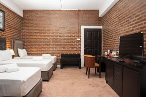 Trillium Boutique Express Hotel