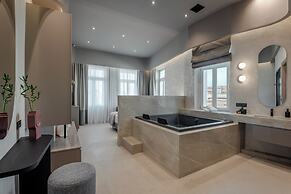 Amara Luxury Suites With Private Hot Tub