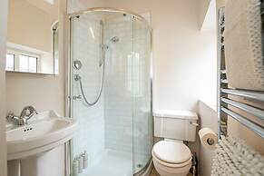 Beautiful 2BD Cottage in the Cotswolds