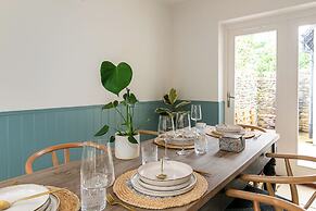 Beautiful 2BD Cottage in the Cotswolds