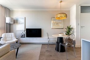 Modern 1 bed Table Mountain View Hideaway