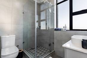Modern 1 bed Table Mountain View Hideaway