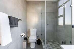 Modern 1 bed Table Mountain View Hideaway