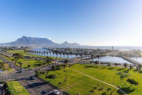 Modern 1 bed Table Mountain View Hideaway