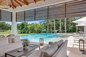 Beautifully-designed Contemporary Villa